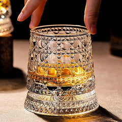 VORTIVA™ - Pahar de whisky rotativ din cristal cu model gravat