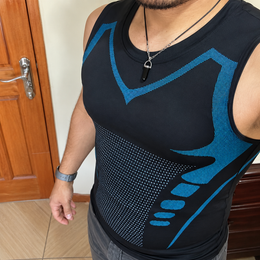 ShapeFlex™ – maiou compresiv pentru modelarea siluetei masculine