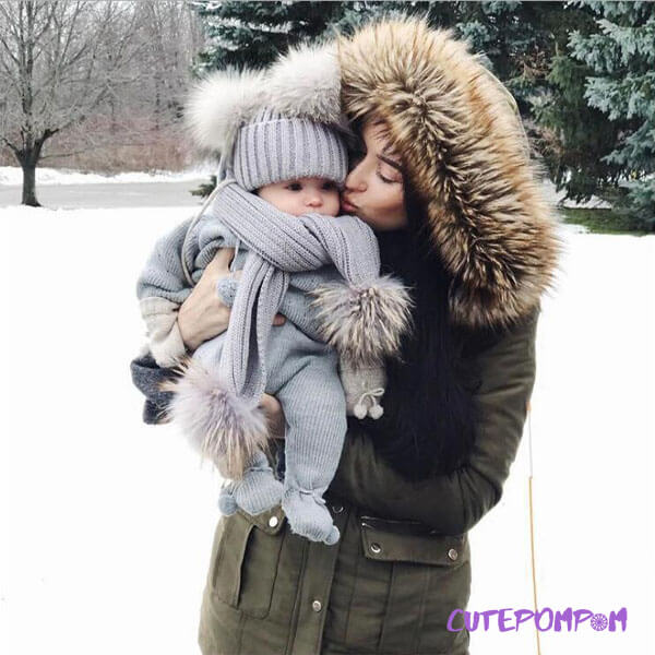 SET EXTREM DE CĂLDUROS - CĂCIULĂ ȘI FULAR CUTEPOMPOM®